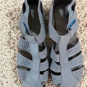 Stylish Gray Women's Sandals